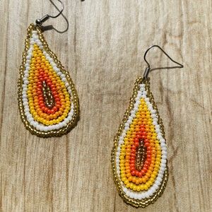 Native Cora Artisan Beaded Earring Set
